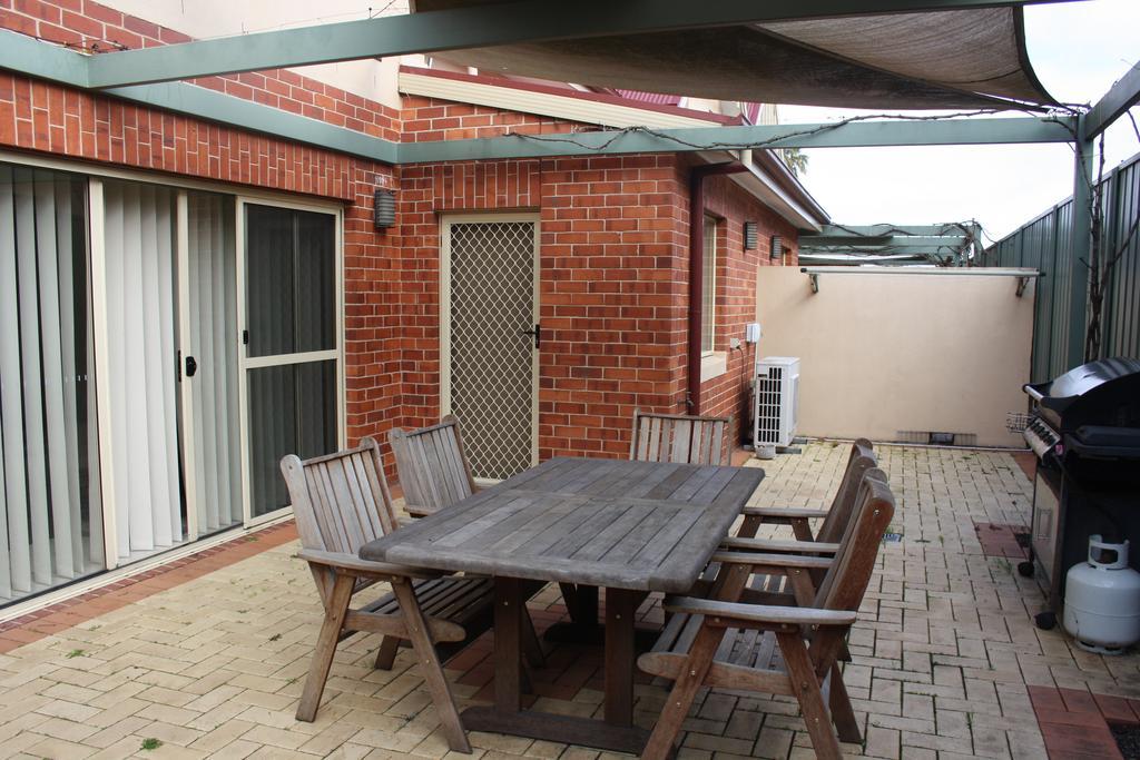 Albury Suites - Schubach Street Bilik gambar